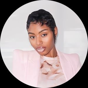 Meet your Posher, Mika